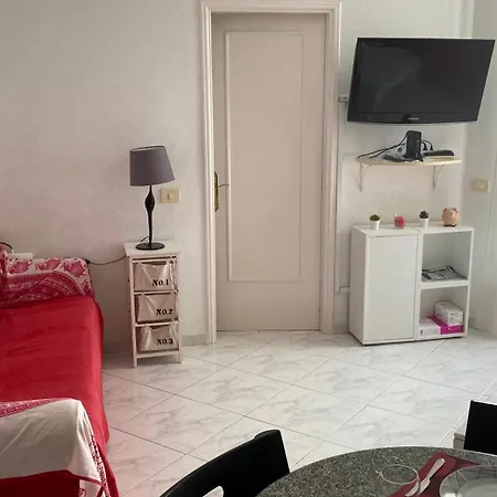 Callisto Apartment